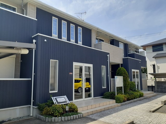 グランソレイユ楠葉 外観