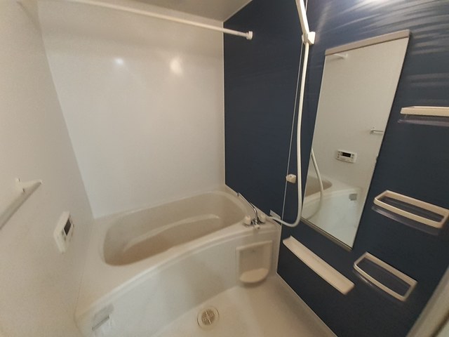 グランソレイユ楠葉 風呂画像