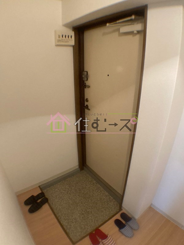 ラピス天満橋 玄関