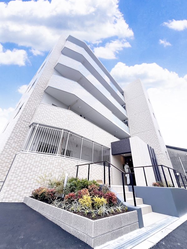 ホープ ファミリア 外観