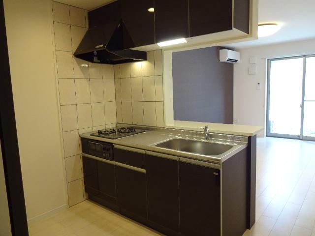 ユニヴァリィ　ソーエ キッチン