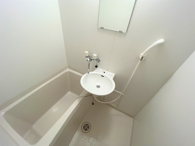 レオパレス泉南ウィロー 風呂画像