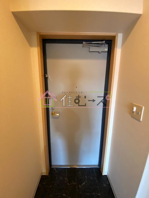 Gran Pino 立売堀 玄関