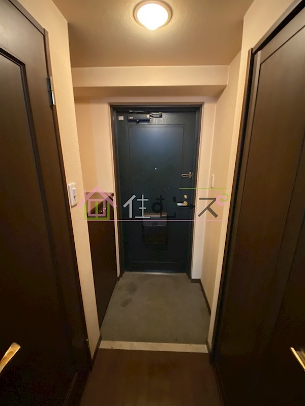 リーガル塚本Ⅶ 玄関