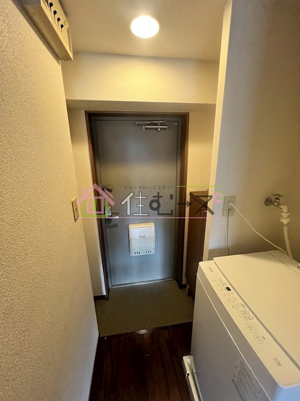 エスリード北梅田 玄関