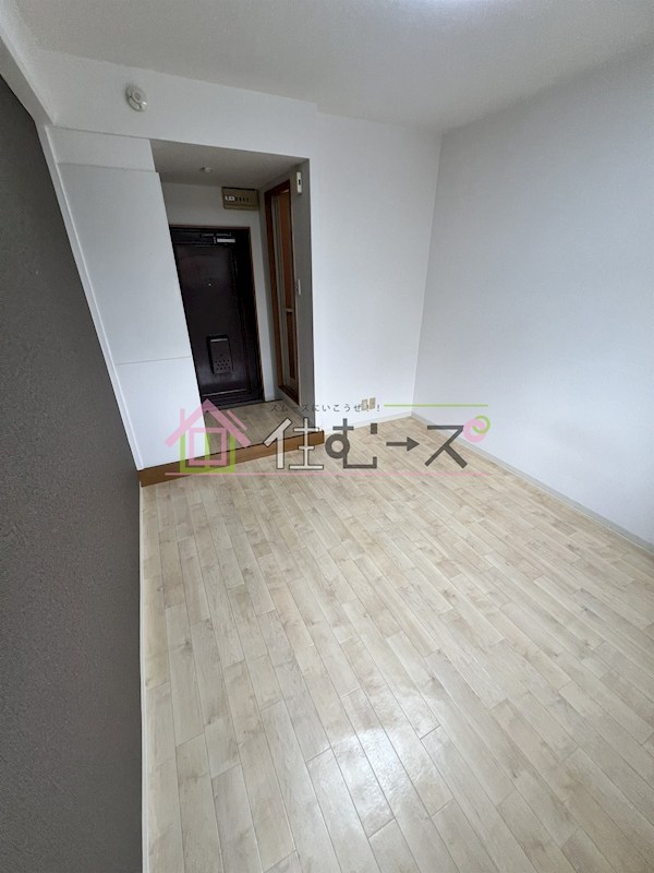 メゾンドール天神橋 リビング