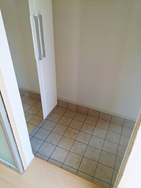 カーサコルティーレ　Ⅱ 玄関