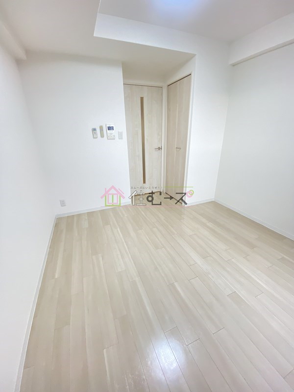 グランパシフィック塩草公園 リビング