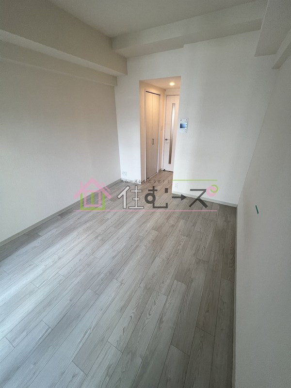 フォーリアライズ難波南レーヴ リビング