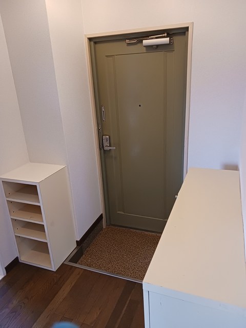 サンハイツ坂末 玄関