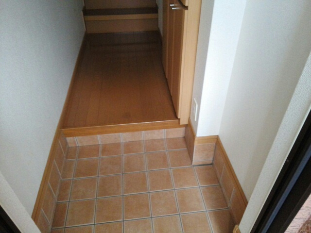 ジェルメ四宮 玄関