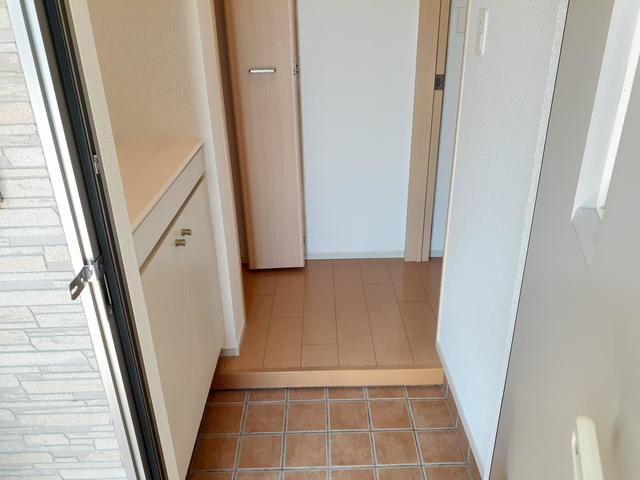 アルカンシェル武庫之荘西 玄関