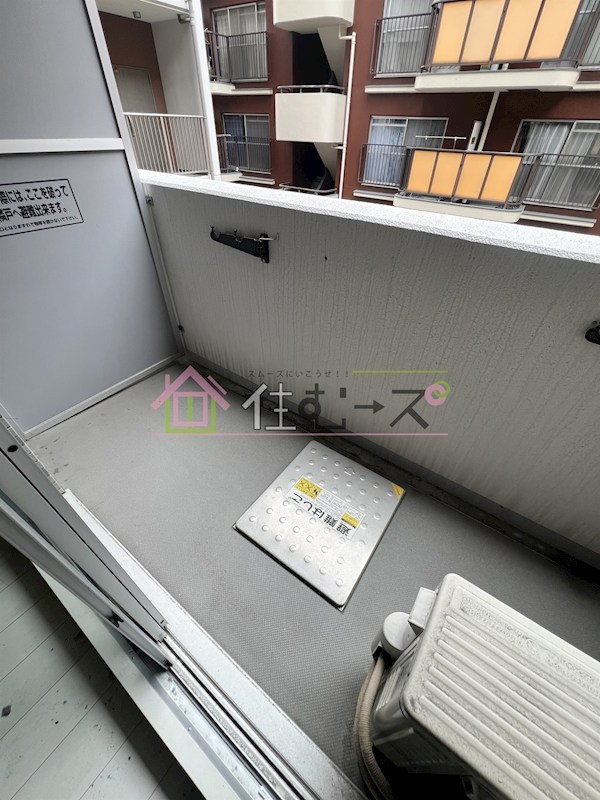 グランカリテ塚本 ベランダ
