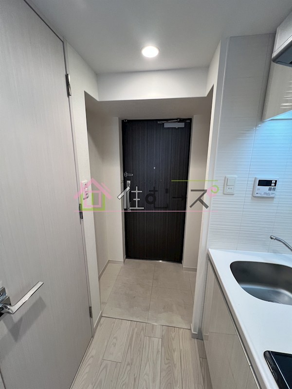 S-RESIDENCE新大阪Garden 玄関