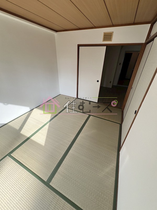 シャンティ・マサノ リビング