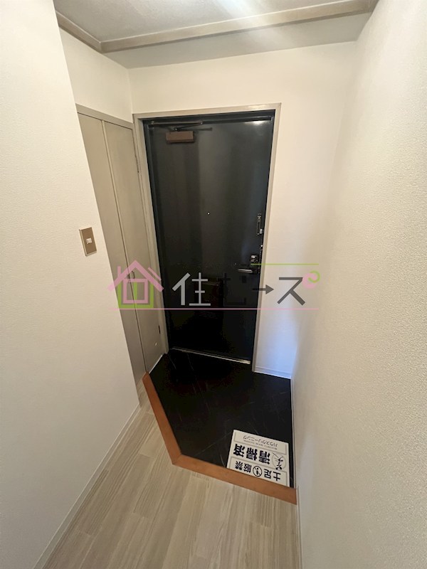 シャンティ・マサノ 玄関