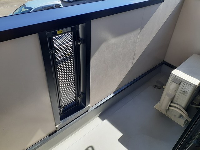 ウエストリバー北伊丹 ベランダ