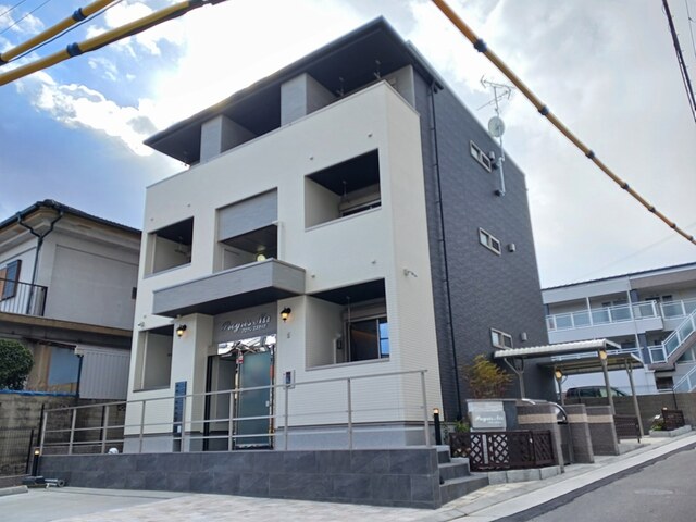 プログレＮΩ 外観