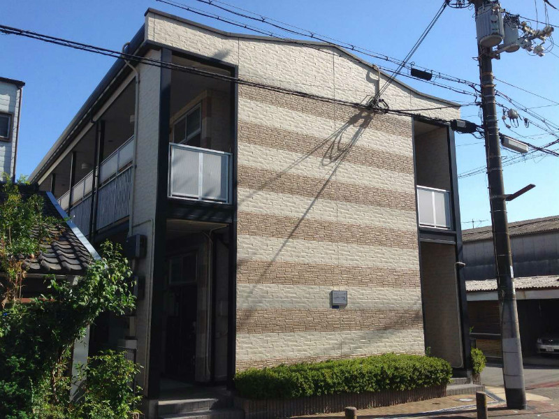 レオパレスパークハイム鷹合 外観