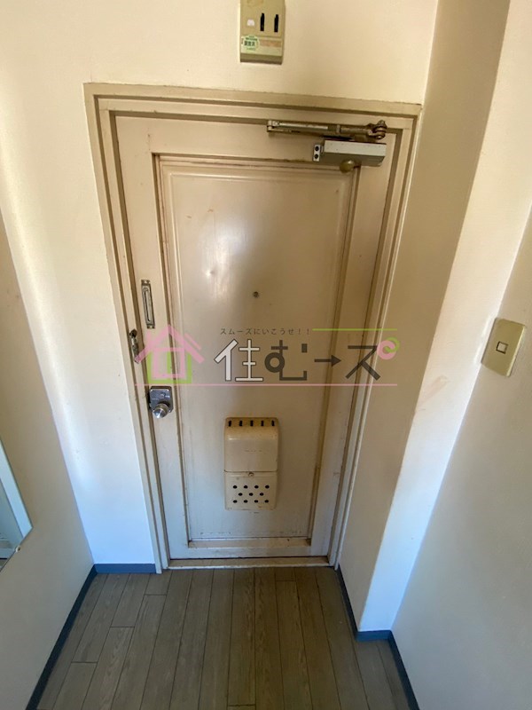 アークハイツ平野 玄関