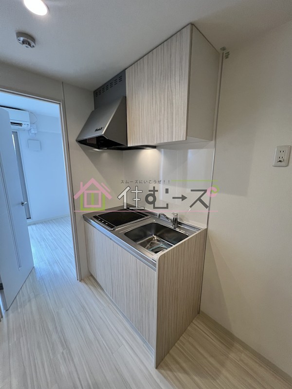 エストゥルースプラス大阪福島 キッチン