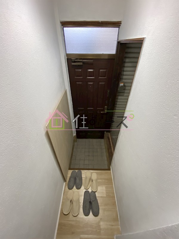 御崎7丁目貸家 玄関