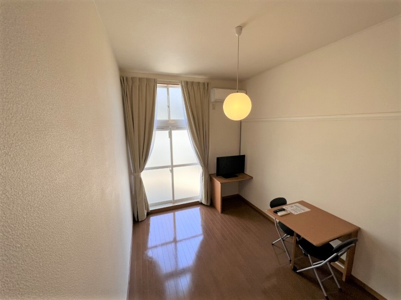 レオパレスＫｉｒａｒａ ベッドルーム