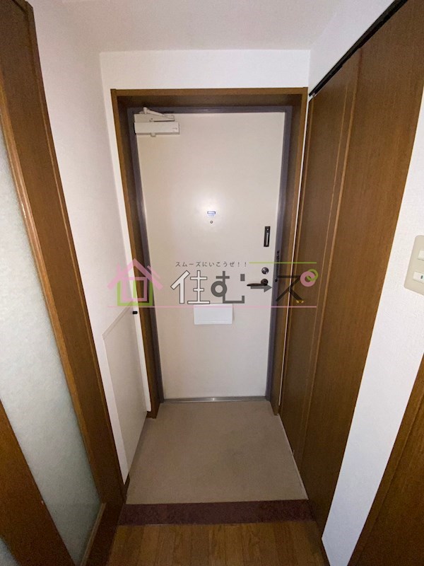 CityLifeディナスティ新大阪 玄関