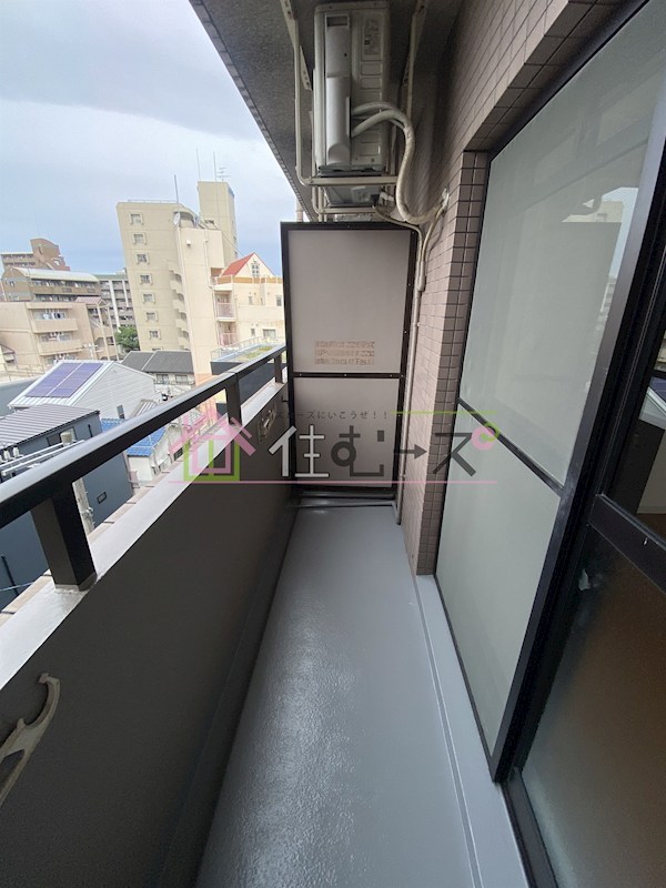 楠青山ビル別館 ベランダ