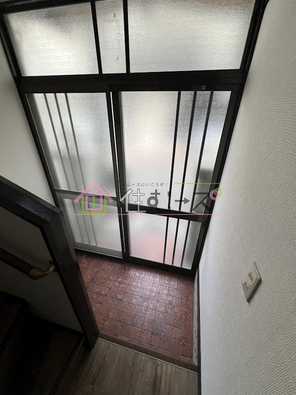 平野区瓜破貸家 玄関