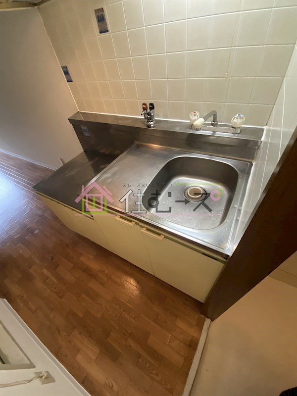 フィアスコート南津守 キッチン