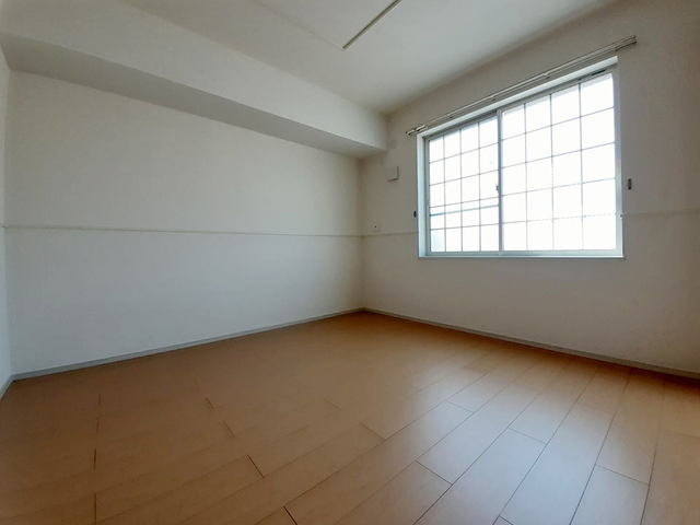 アンフィニ その他3