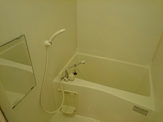 シャン・ド・フルール 風呂画像