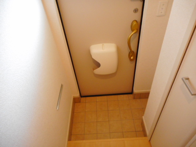 ラ・ルーチェ 玄関