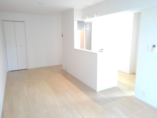 パインルーツⅢ リビング