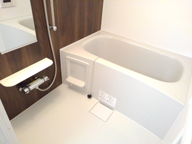 パインルーツⅢ 風呂画像