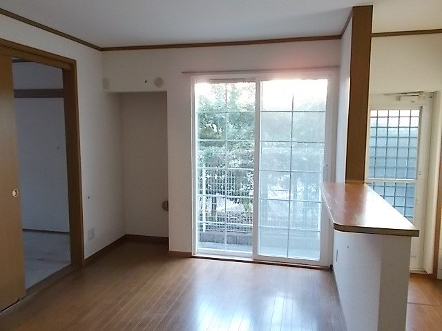 ペニーレーン茨木 リビング