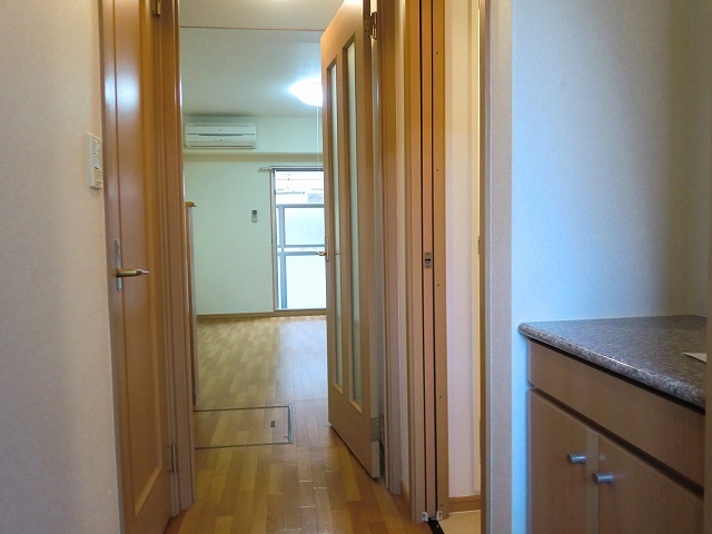 リーヴァ　神石 玄関