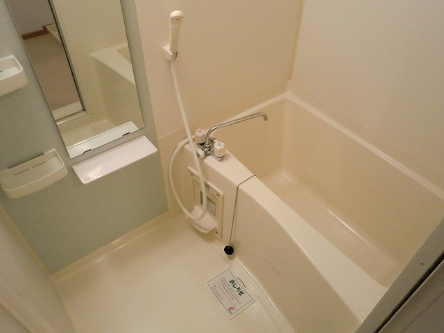 リーヴァ　神石 風呂画像