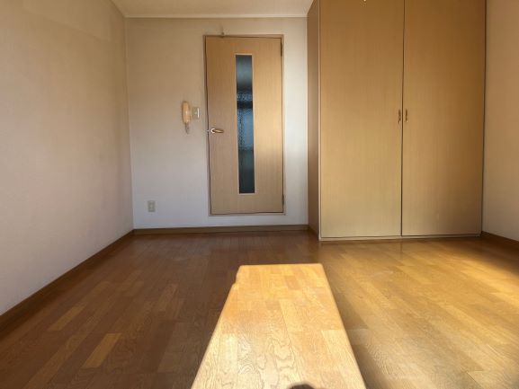 レオパレスえびす ベッドルーム