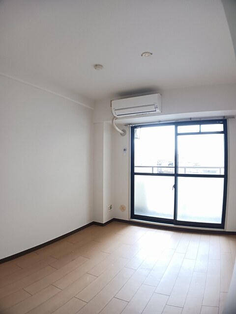 クレセント辻井 リビング