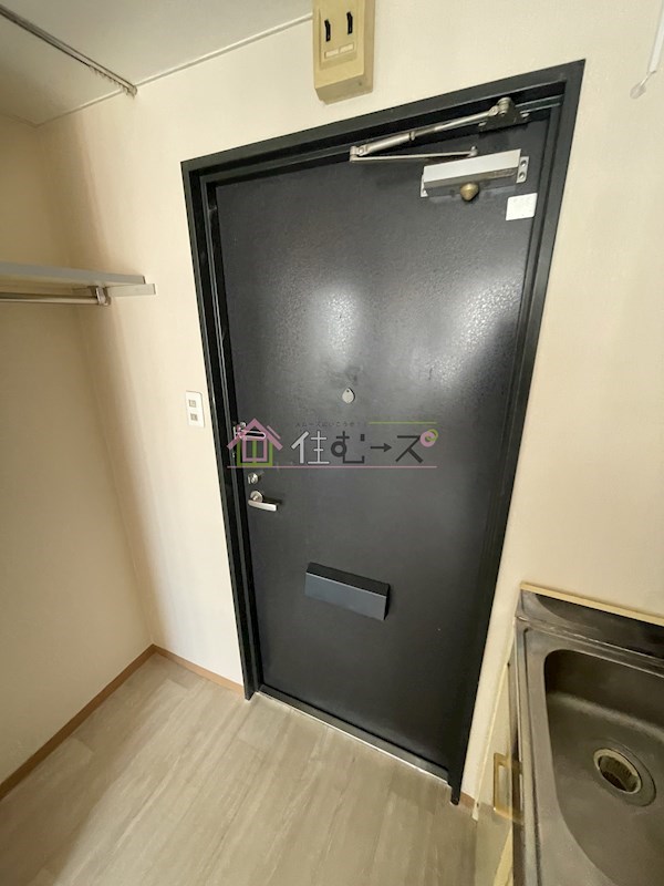 昭和グランドハイツ下寺 玄関