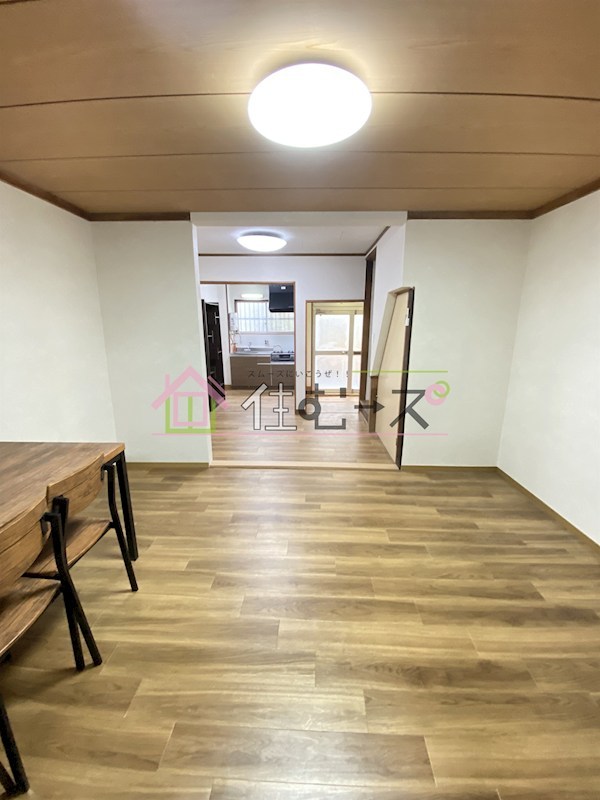 林寺貸家（テラス） リビング