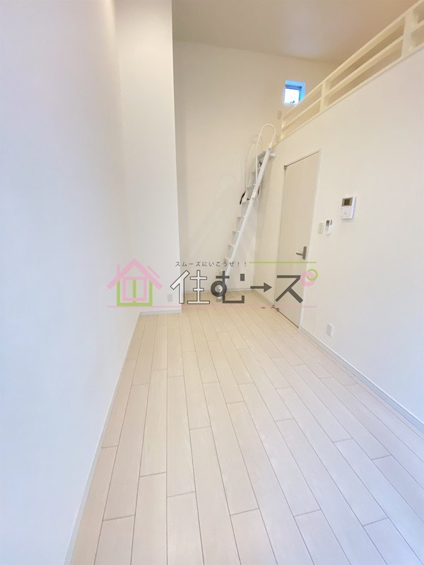 Ferris 林寺 リビング