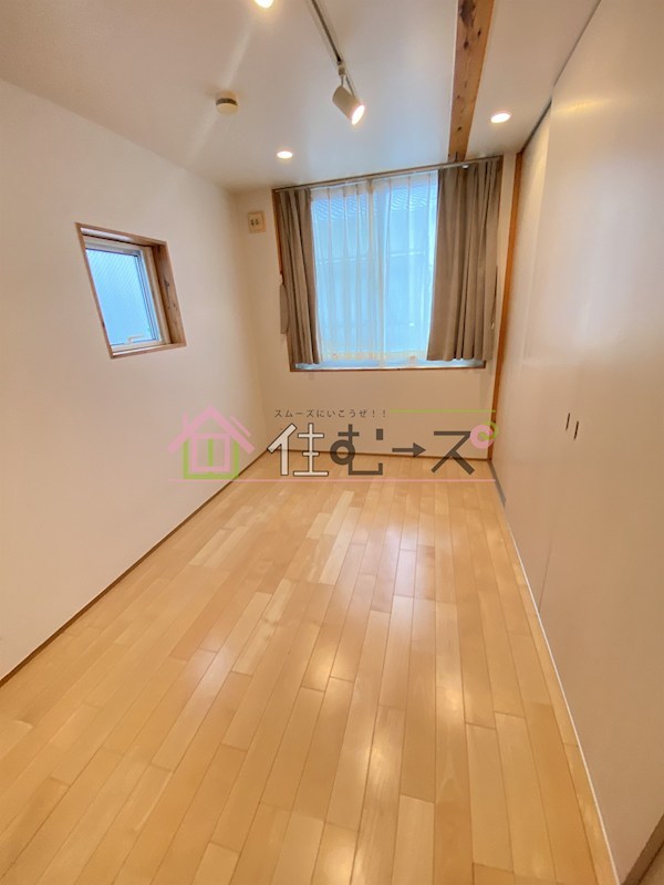 勝山南戸建て ベッドルーム