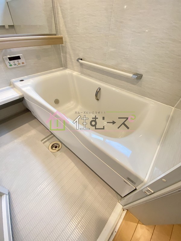 勝山南戸建て 風呂画像