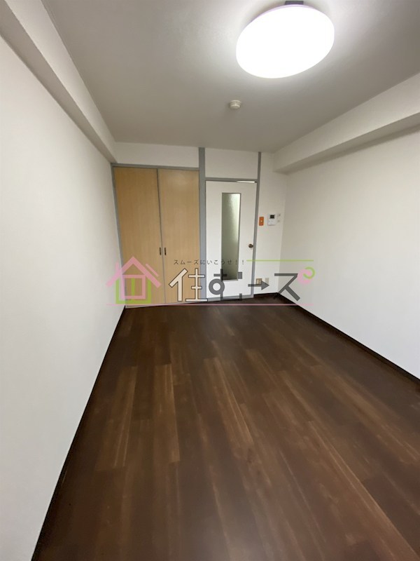 ハイツ泰陽 リビング