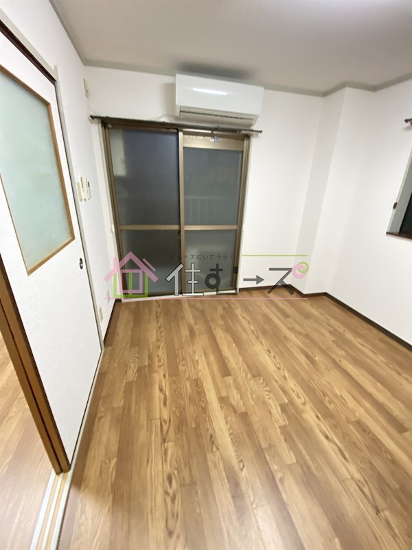 グランドハイツ玉津 ベッドルーム