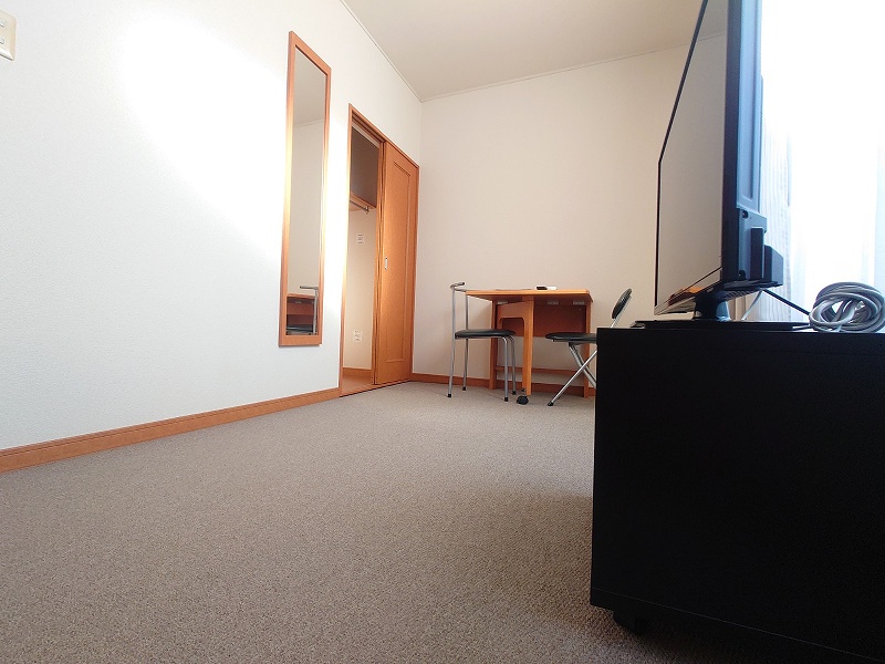 レオパレスアズール新大阪 リビング