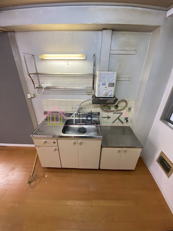 Y&amp;rsquo;ｓ今里駅前 キッチン